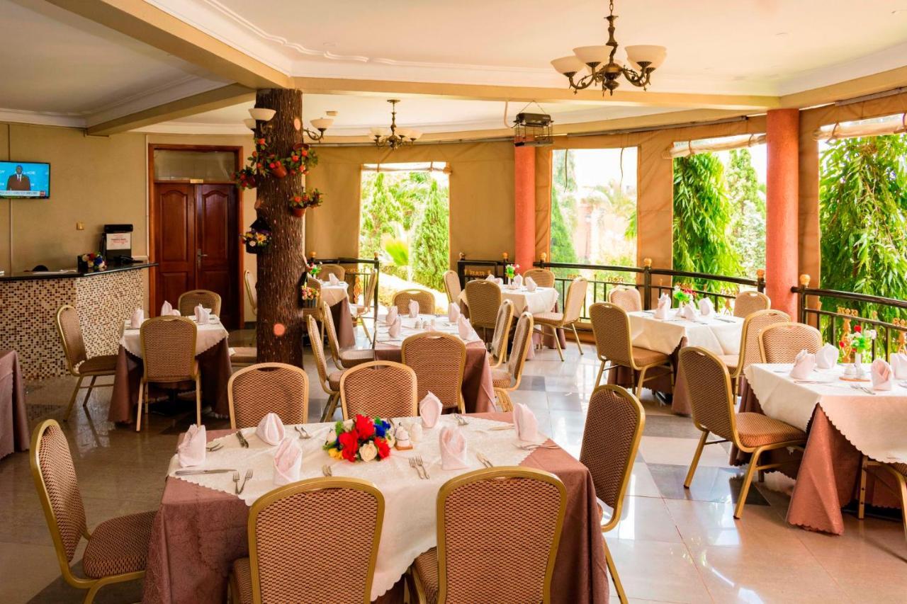 Sapphire Hotel Entebbe Kigo Kajansi Zewnętrze zdjęcie