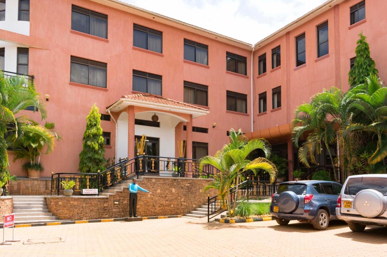 Sapphire Hotel Entebbe Kigo Kajansi Zewnętrze zdjęcie