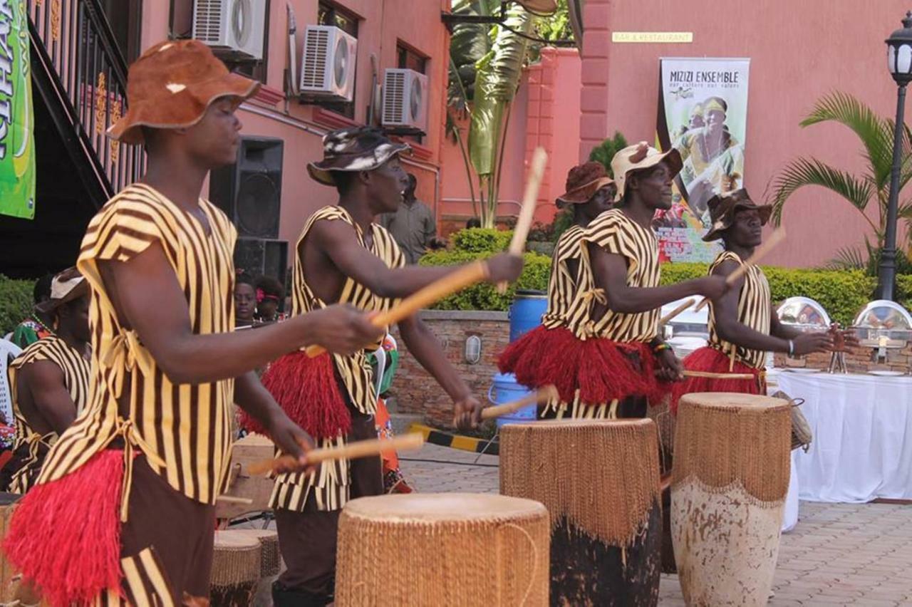 Sapphire Hotel Entebbe Kigo Kajansi Zewnętrze zdjęcie